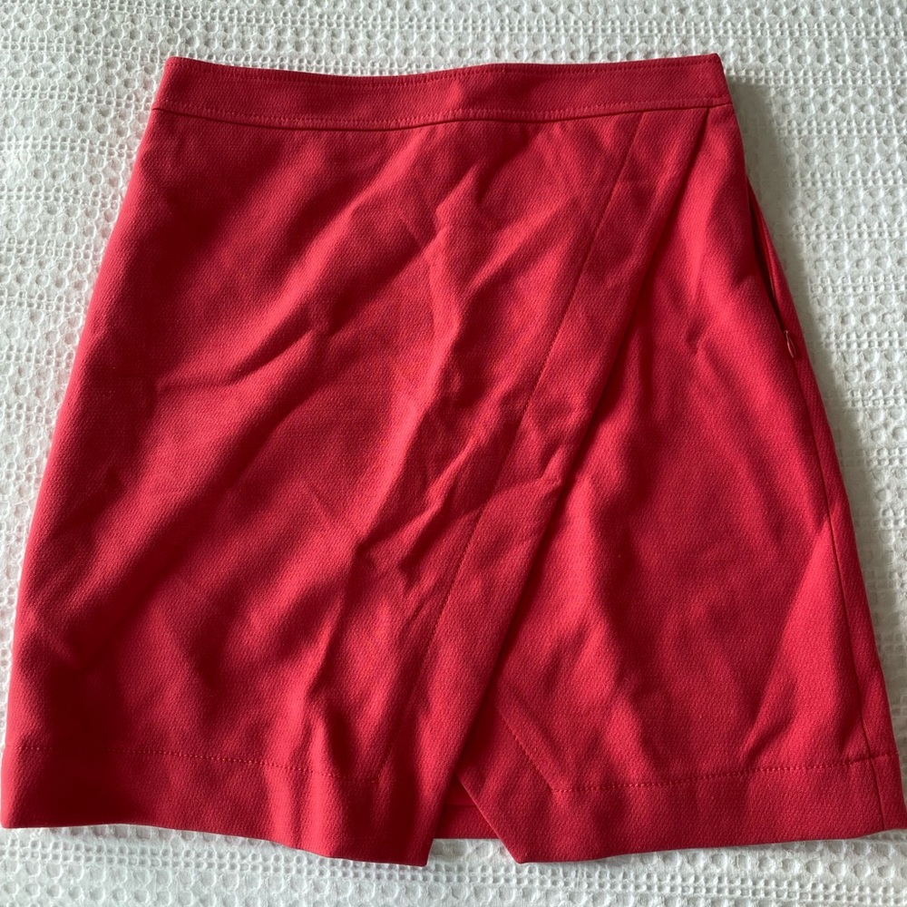 Ann Taylor LOFT coral skirt